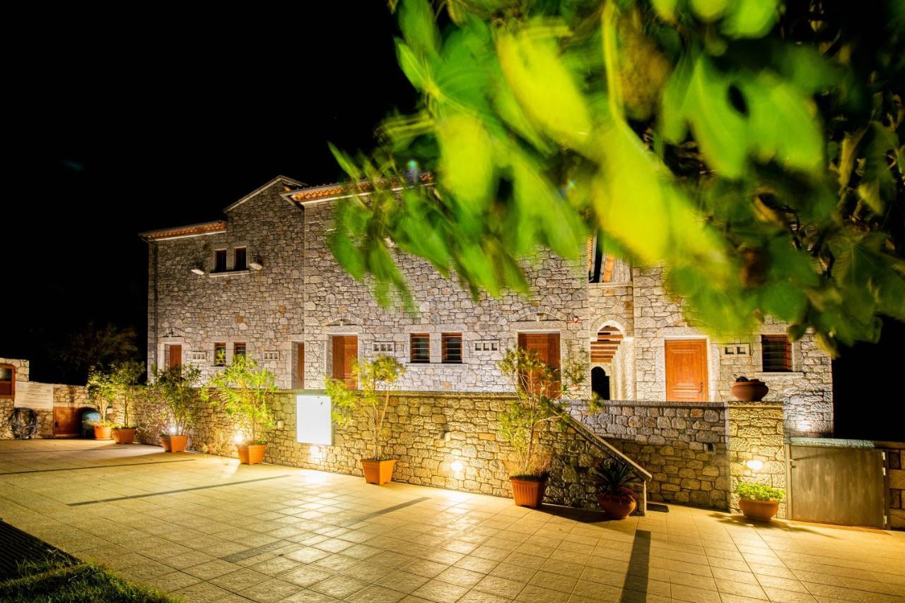 אגיוס ניקולאוס Mani Houses Selinitsa Art Koloveas מראה חיצוני תמונה