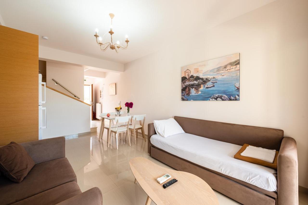 אגיוס ניקולאוס Mani Houses Selinitsa Art Koloveas מראה חיצוני תמונה